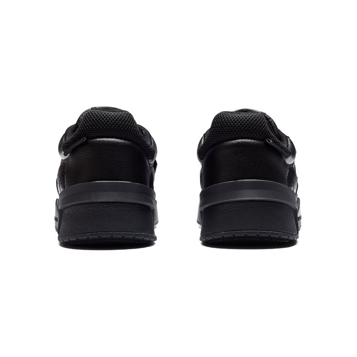 Lacoste LT 125 kişi kedləri