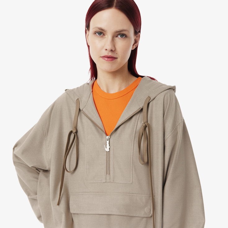 Женская куртка Lacoste