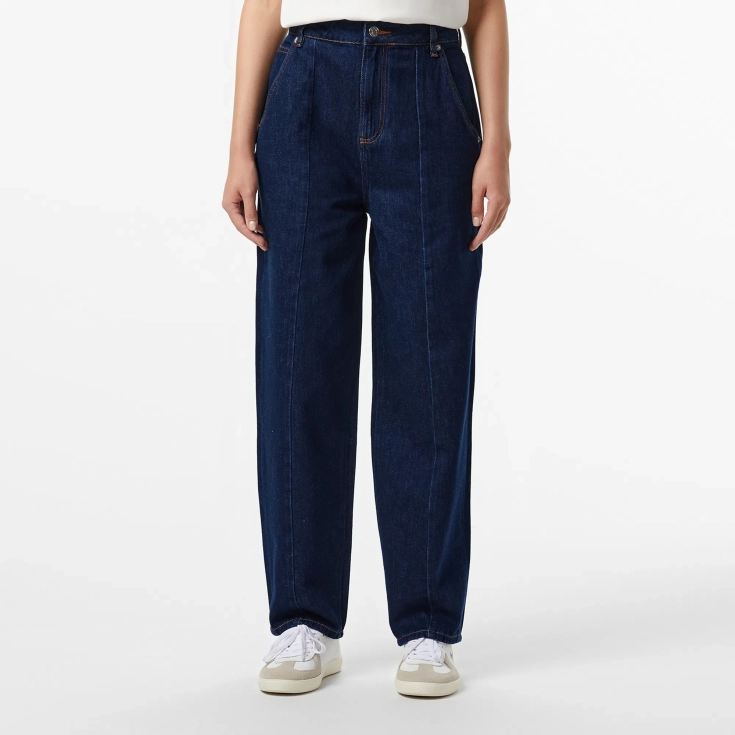 Женские джинсы Lacoste